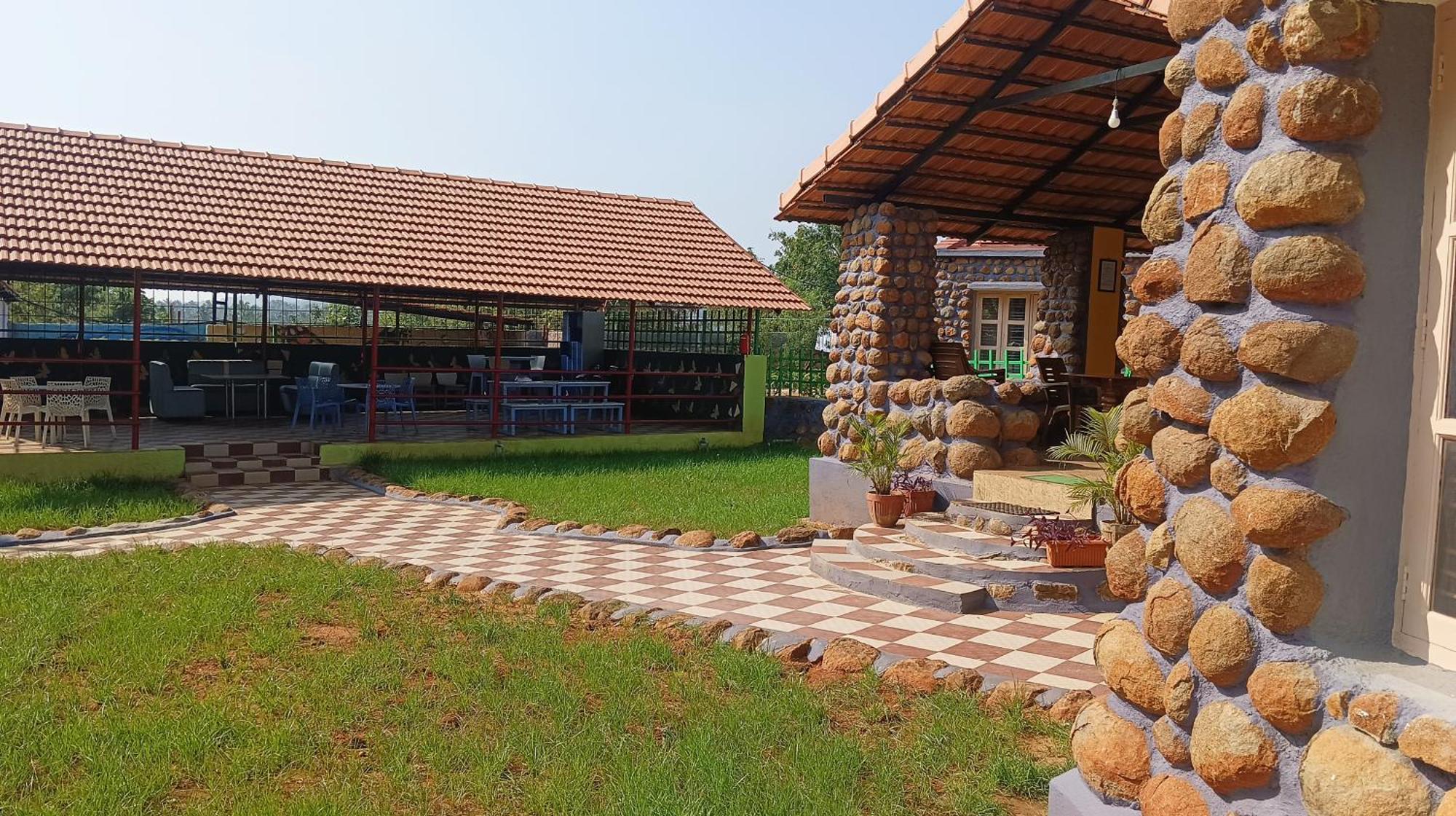 Vara Farms Mulhalli Exterior foto